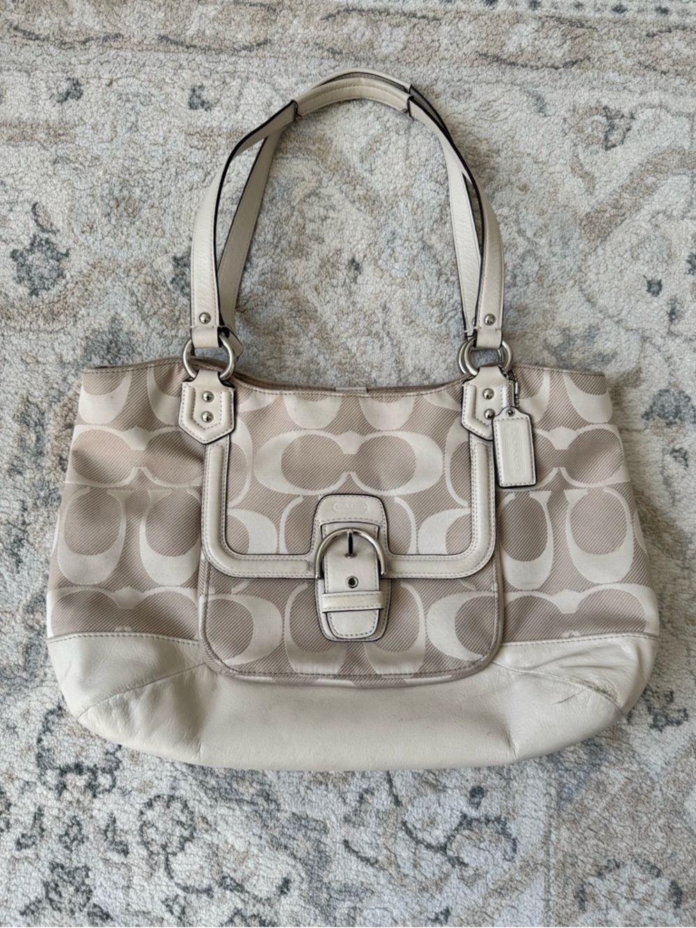 Coach Signature Canvas & Leather Tote 🤍